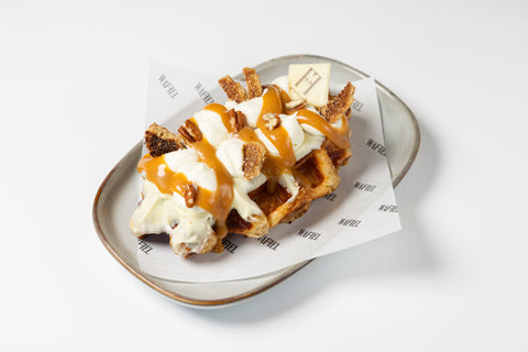 SALTED CARAMEL PECAN WAFFEL
